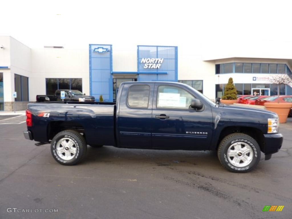 2011 Silverado 1500 LT Extended Cab 4x4 - Imperial Blue Metallic / Ebony photo #11