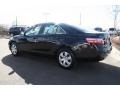 Black - Camry LE Photo No. 4