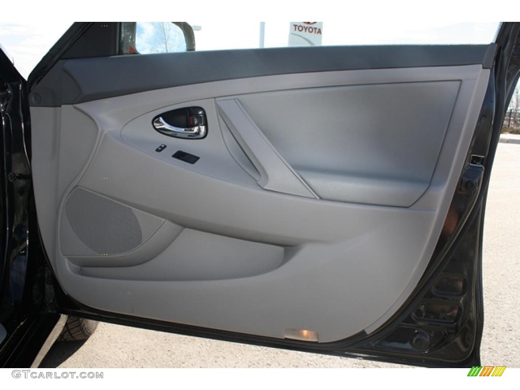 2008 Camry LE - Black / Ash photo #14