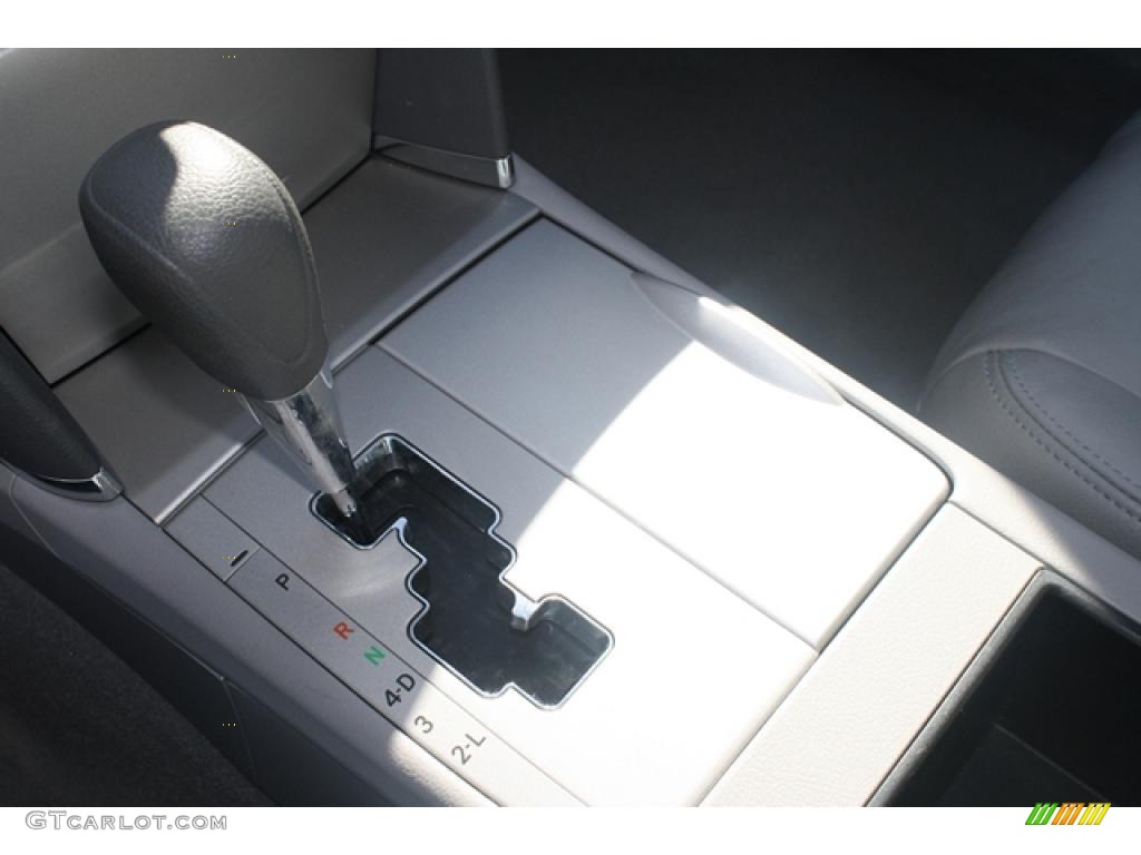 2008 Camry LE - Black / Ash photo #21