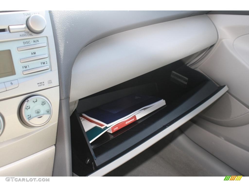 2008 Camry LE - Black / Ash photo #24