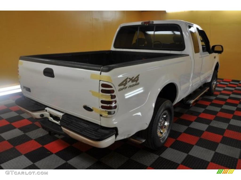 2004 F250 Super Duty XLT SuperCab 4x4 - Oxford White / Medium Flint photo #4