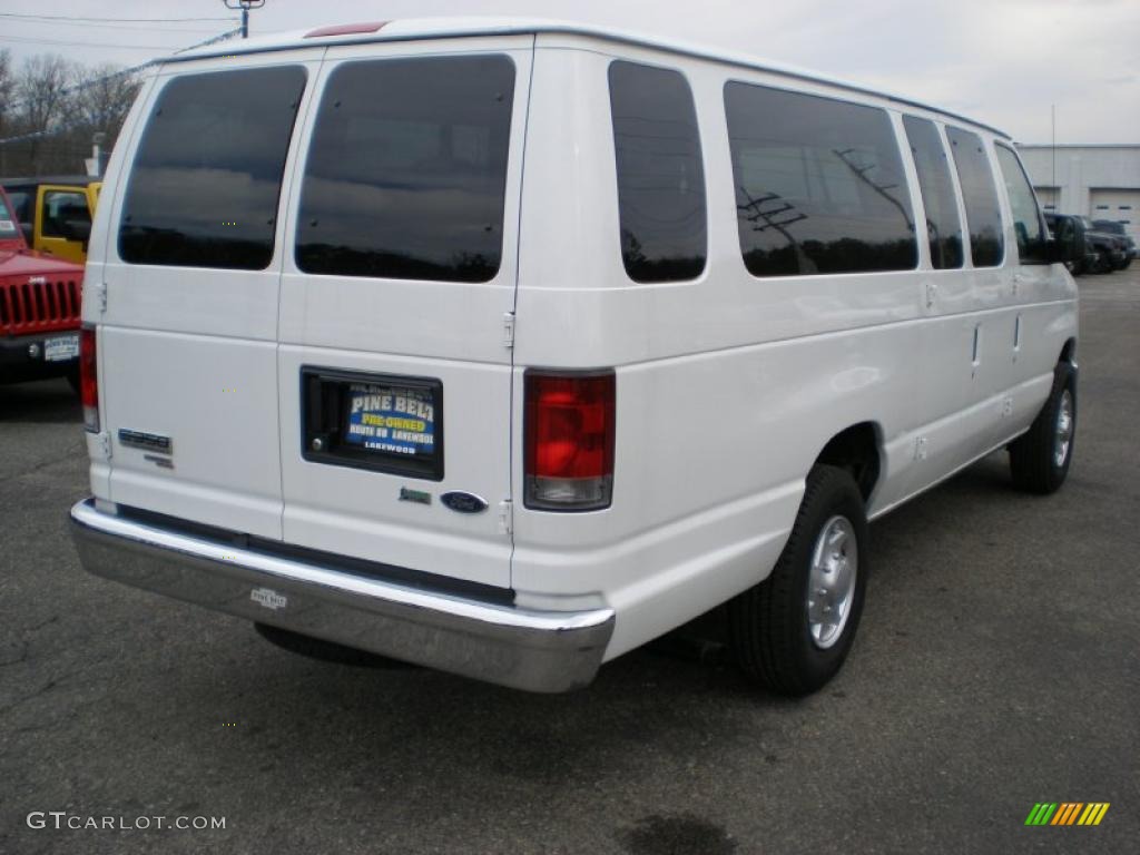 Oxford White 2010 Ford E Series Van E350 XLT Passenger Extended Exterior Photo #45523592