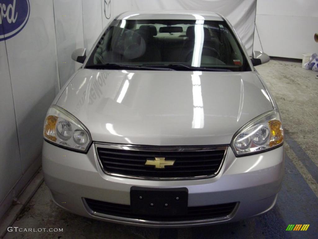 2006 Malibu LT Sedan - Silverstone Metallic / Titanium Gray photo #2