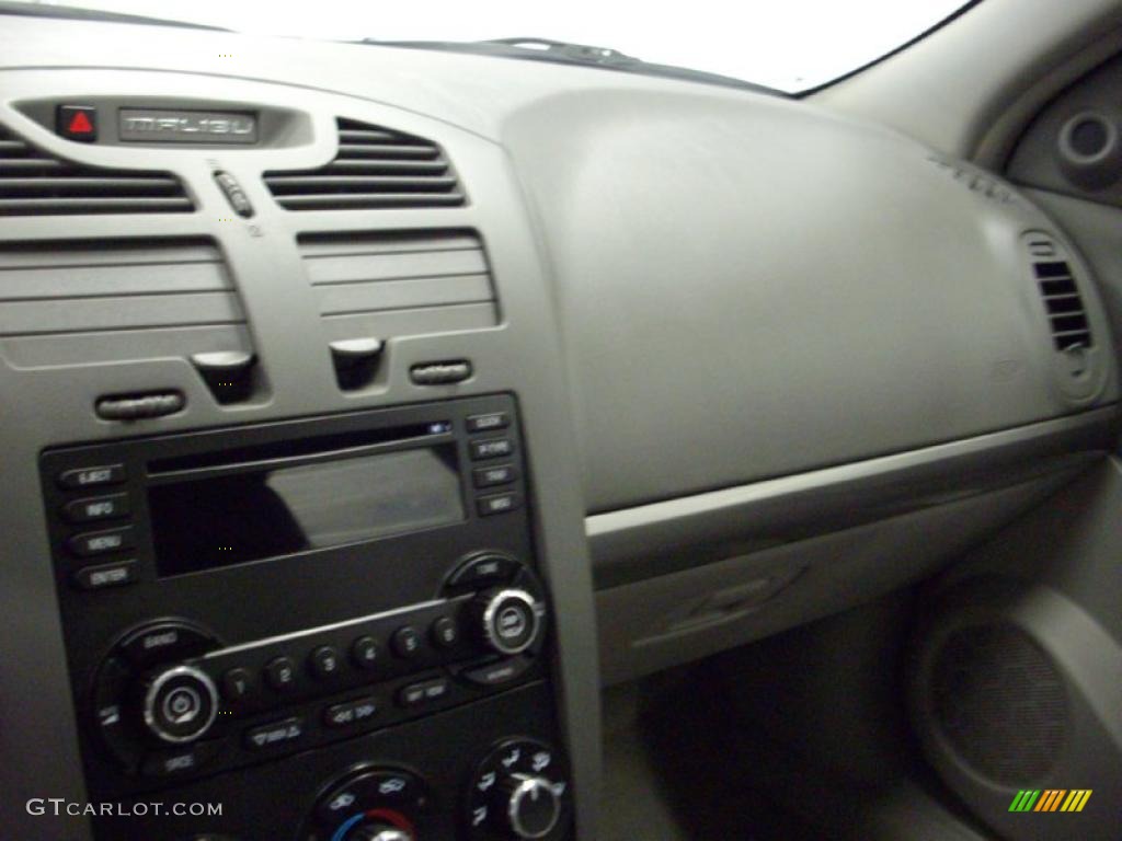 2006 Malibu LT Sedan - Silverstone Metallic / Titanium Gray photo #20
