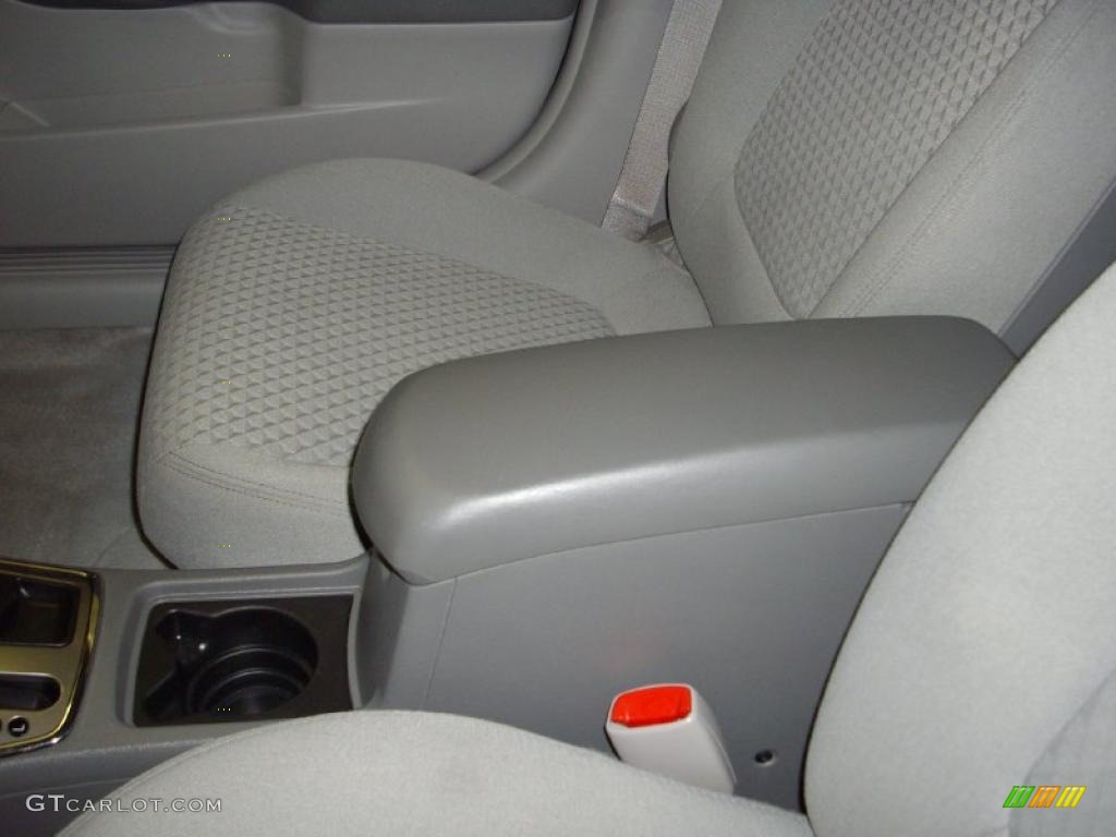 2006 Malibu LT Sedan - Silverstone Metallic / Titanium Gray photo #22