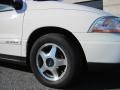 2001 Ford Windstar SE Sport Wheel and Tire Photo