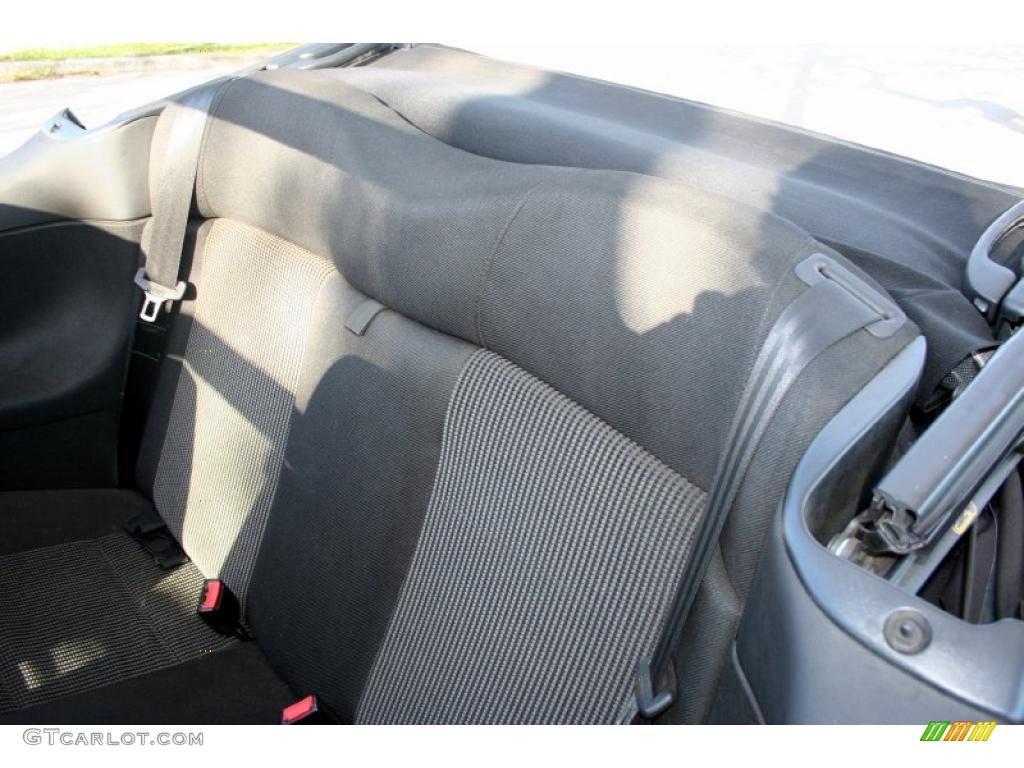 2001 Cabrio GLS - Desert Wind Metallic / Black photo #41