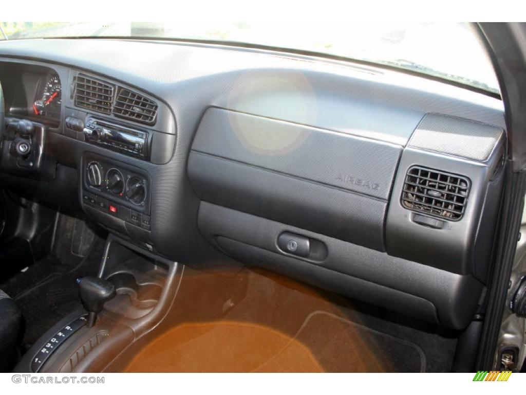 2001 Cabrio GLS - Desert Wind Metallic / Black photo #46