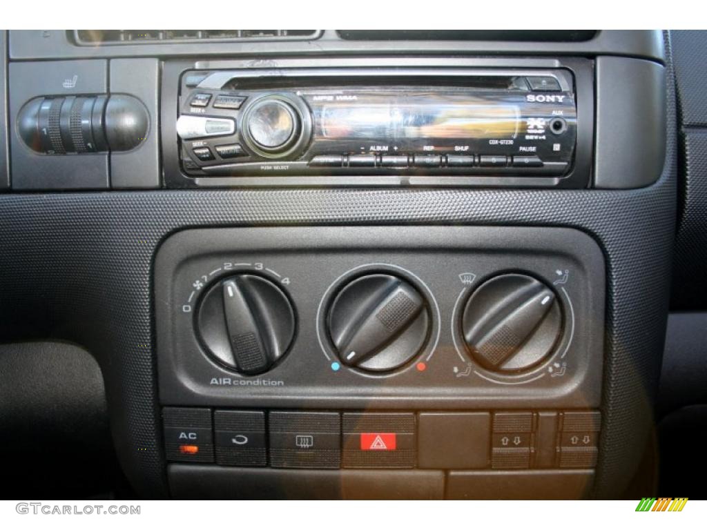 2001 Cabrio GLS - Desert Wind Metallic / Black photo #57