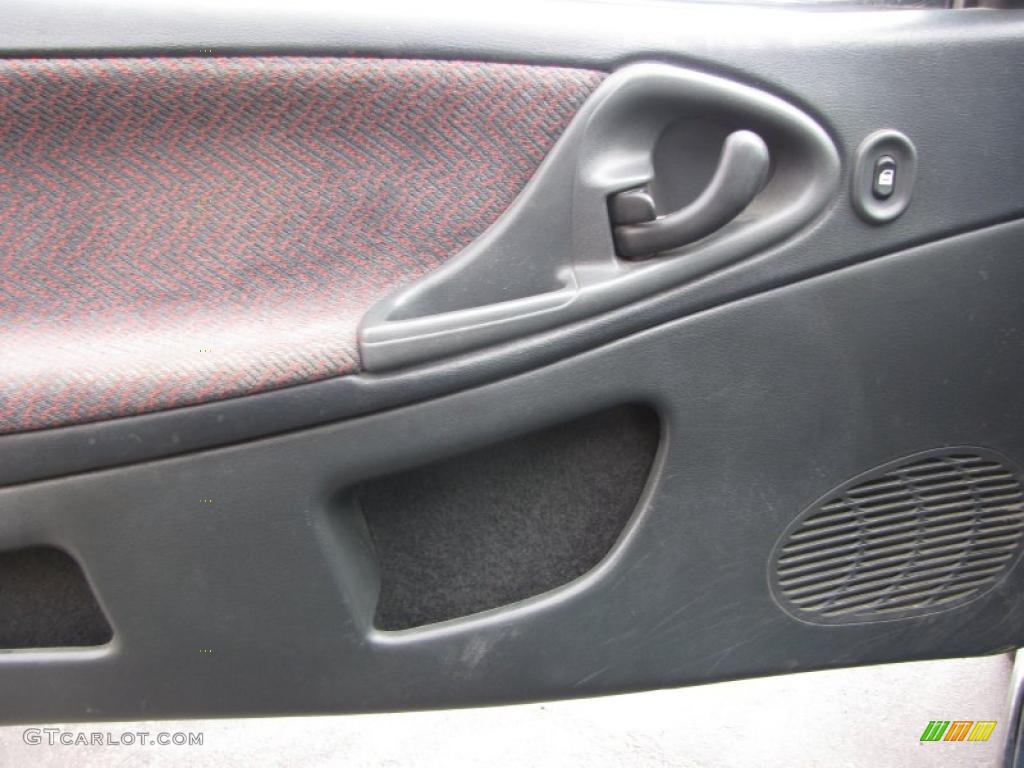 1999 Chevrolet Cavalier Z24 Coupe Graphite Door Panel Photo #45528864