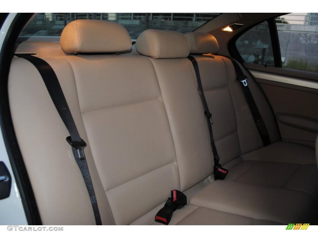 2003 3 Series 325i Sedan - Alpine White / Sand photo #42