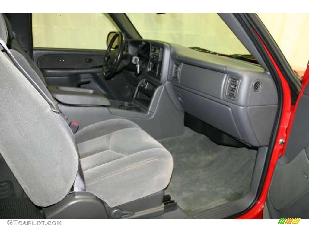 2003 Silverado 2500HD LS Extended Cab 4x4 - Victory Red / Dark Charcoal photo #19