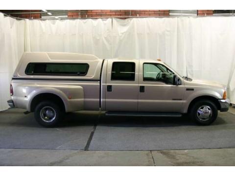 1999 Ford F350 Super Duty XLT Crew Cab Dually Data, Info and Specs