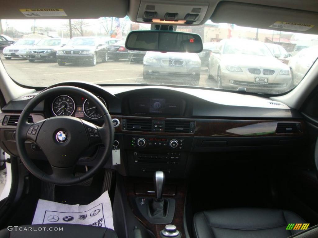 2008 3 Series 328xi Sedan - Alpine White / Black photo #29
