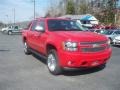 Victory Red - Avalanche LTZ 4x4 Photo No. 2