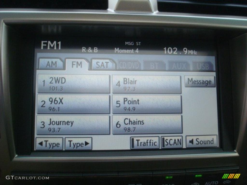 2011 Lexus GX 460 Premium Controls Photo #45536197