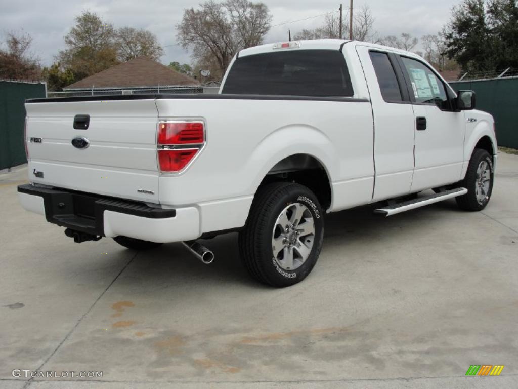 2011 F150 XLT SuperCab - Oxford White / Steel Gray photo #3