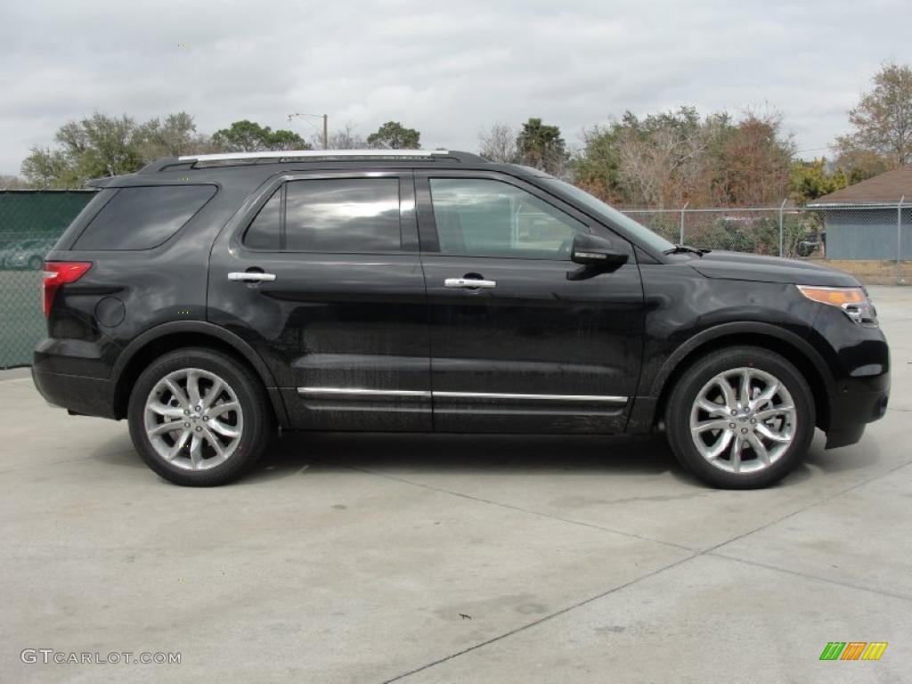 2011 Explorer Limited - Tuxedo Black Metallic / Charcoal Black photo #2