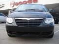 2007 Brilliant Black Crystal Pearl Chrysler Town & Country Touring  photo #8