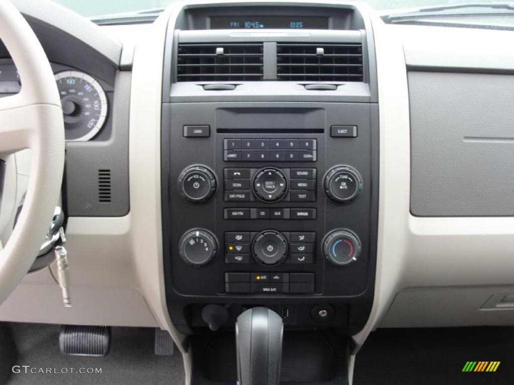 2011 Ford Escape XLS Controls Photo #45540331