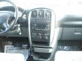 2007 Brilliant Black Crystal Pearl Chrysler Town & Country Touring  photo #33