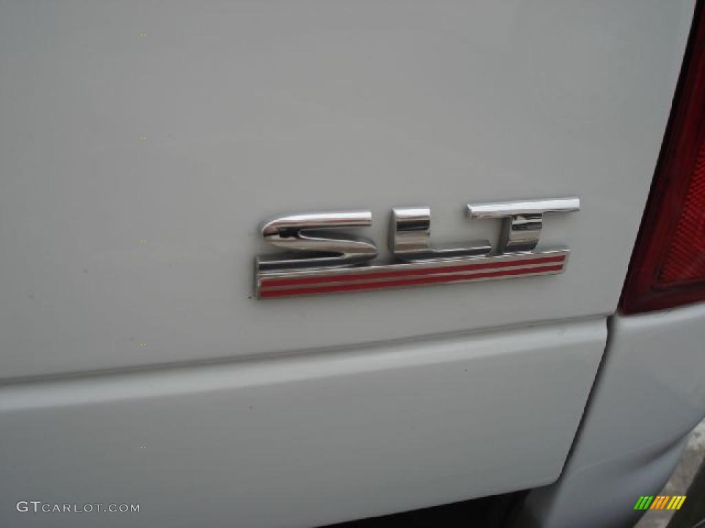2005 Ram 1500 SLT Quad Cab - Bright White / Dark Slate Gray photo #32