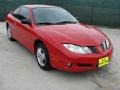 2005 Victory Red Pontiac Sunfire Coupe  photo #1