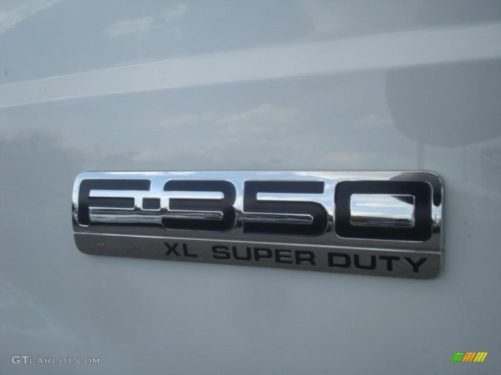 2007 Ford F350 Super Duty XL Crew Cab 4x4 Marks and Logos Photo #45542595