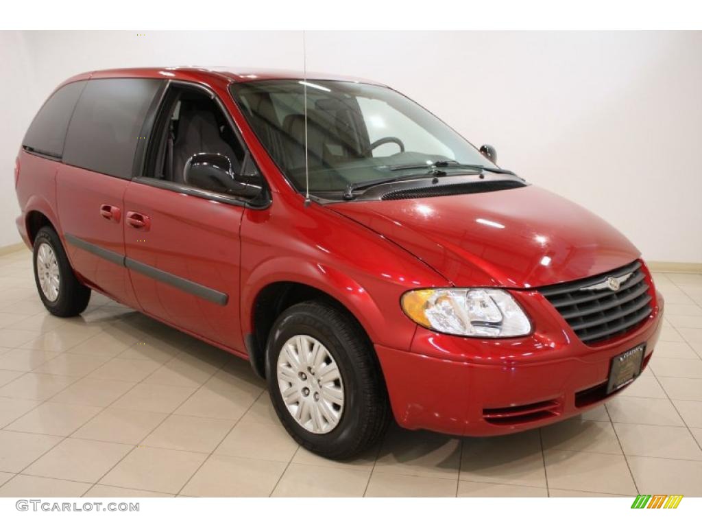 2005 Town & Country LX - Inferno Red Pearl / Medium Slate Gray photo #1