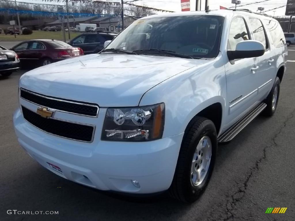 2010 Suburban LT 4x4 - Summit White / Light Titanium/Dark Titanium photo #1