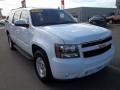 Summit White - Suburban LT 4x4 Photo No. 3