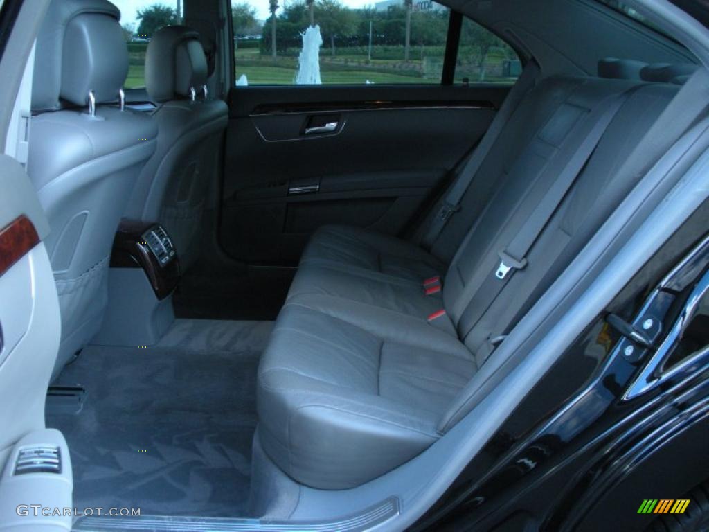 Grey/Dark Grey Interior 2007 Mercedes-Benz S 550 Sedan Photo #45546973