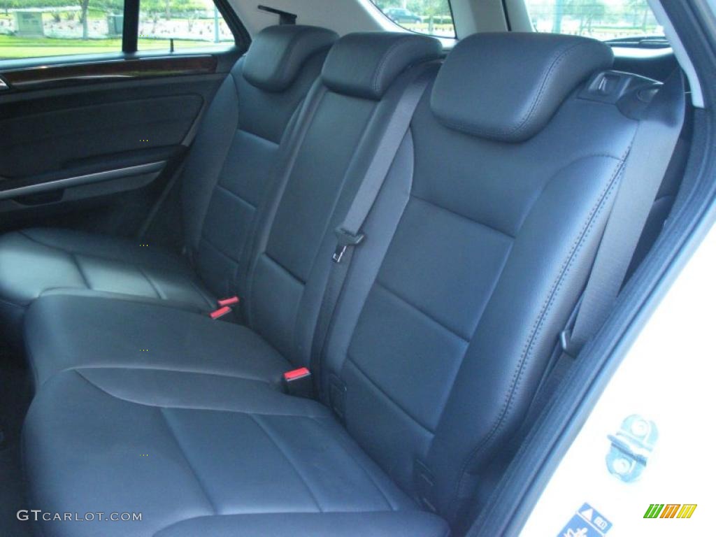 Black Interior 2010 Mercedes-Benz ML 350 Photo #45548765