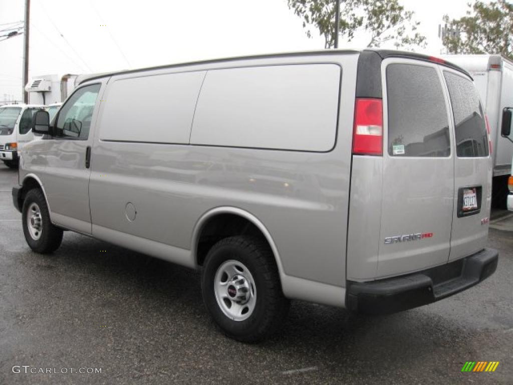 2008 Savana Van 2500 Cargo - Silver Birch Metallic / Medium Pewter photo #4