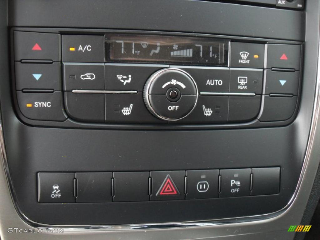 2011 Jeep Grand Cherokee Limited Controls Photo #45550671