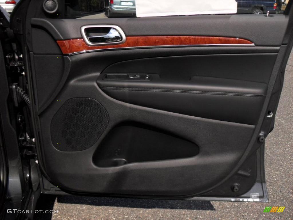 2011 Jeep Grand Cherokee Limited Black Door Panel Photo #45550813