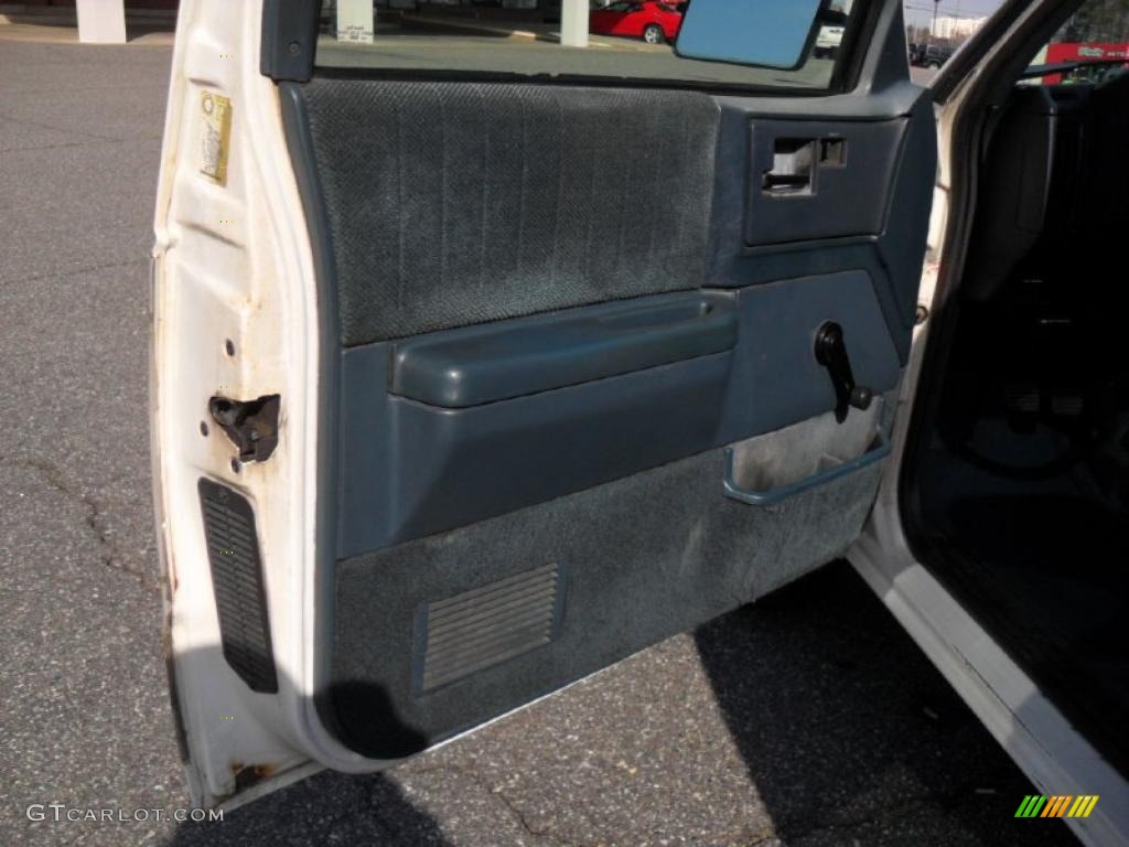 1993 GMC Sonoma SLE Regular Cab Blue Door Panel Photo #45551757