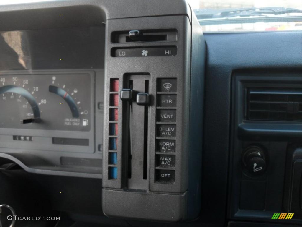 1993 GMC Sonoma SLE Regular Cab Controls Photos