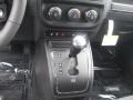 Blackberry Pearl - Compass 2.4 Latitude 4x4 Photo No. 8