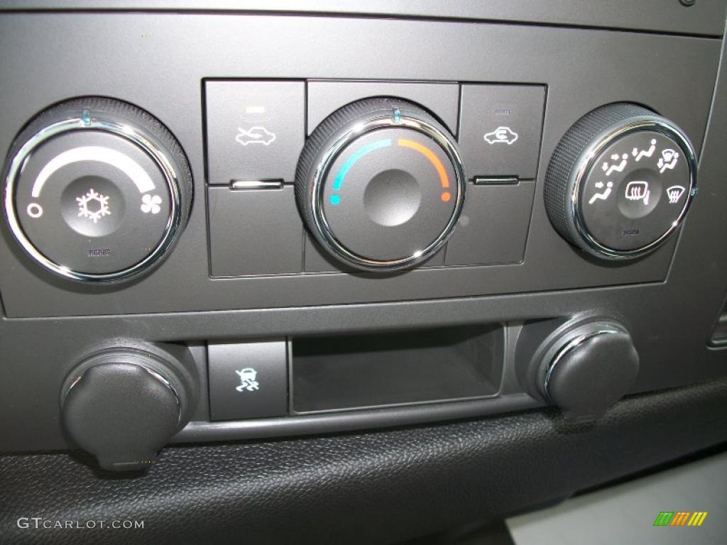 2011 Chevrolet Silverado 1500 LT Regular Cab 4x4 Controls Photo #45552557