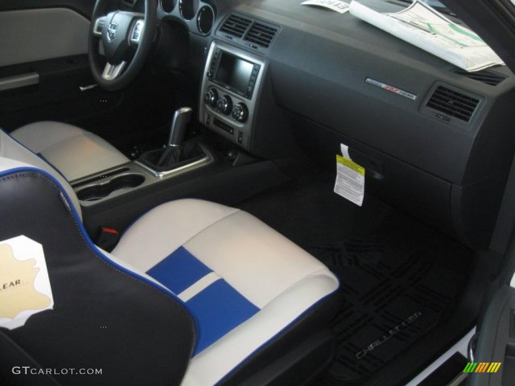 2011 Dodge Challenger SRT8 392 Inaugural Edition Pearl White/Blue Dashboard Photo #45552897