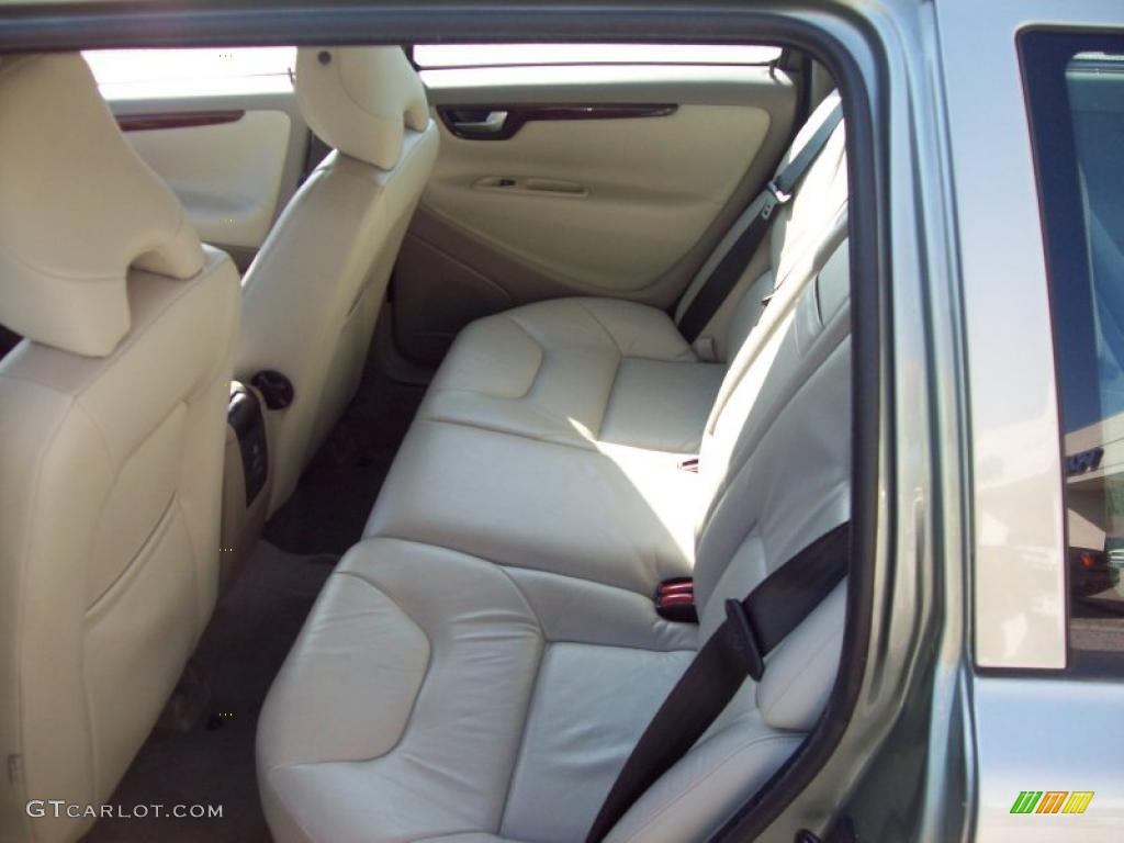 2006 V70 2.5T - Willow Green Metallic / Taupe photo #11