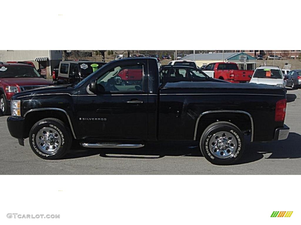 2007 Silverado 1500 LS Regular Cab - Black / Dark Titanium Gray photo #2