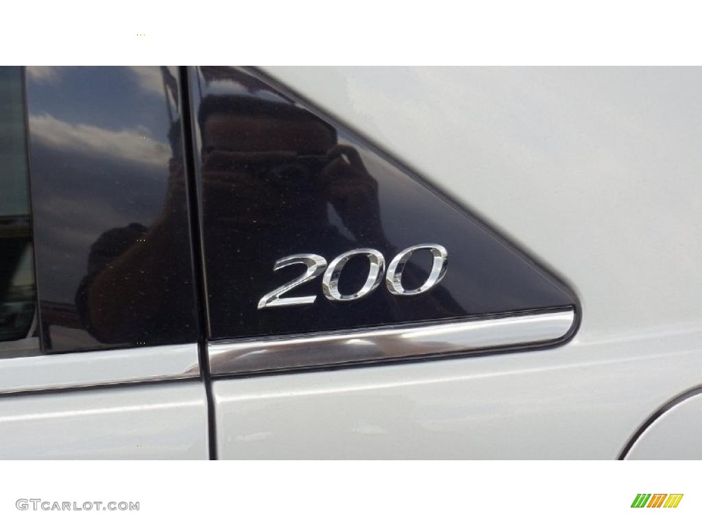 2011 Chrysler 200 Limited Marks and Logos Photo #45562847