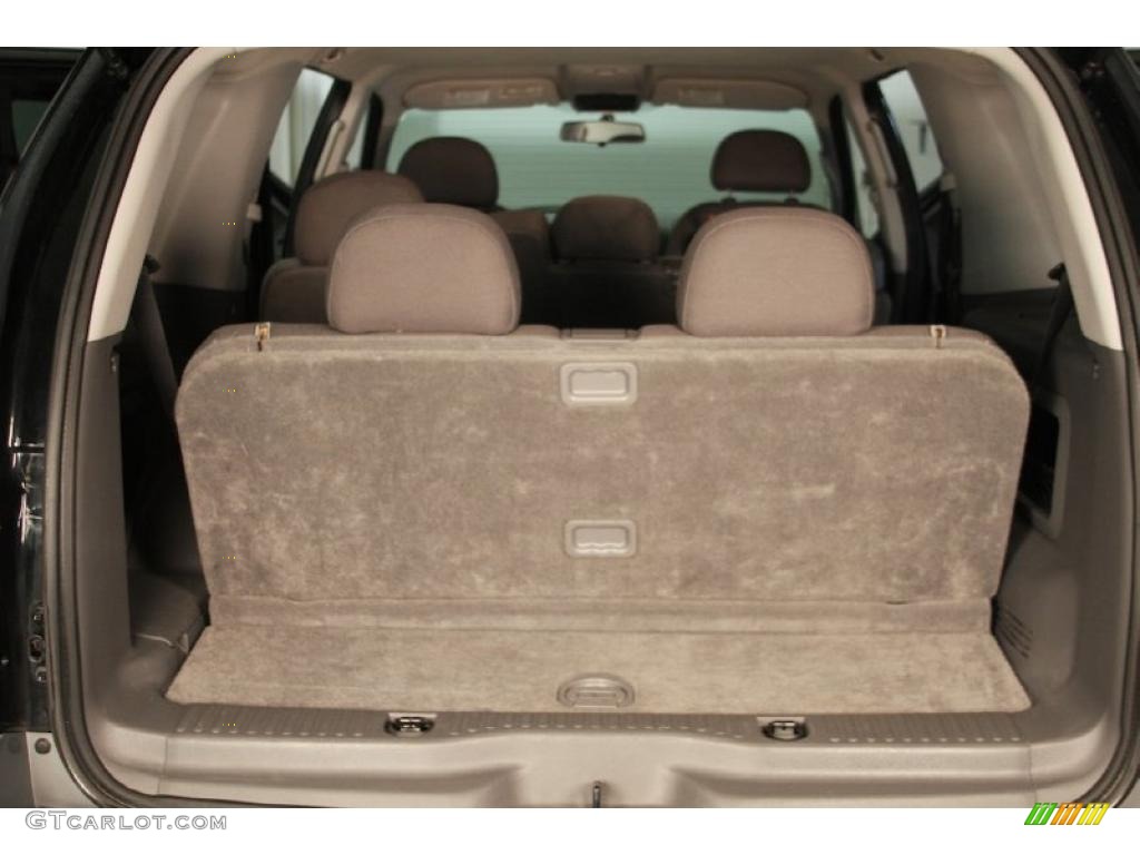 2003 Mercury Mountaineer Convenience AWD Trunk Photo #45563083