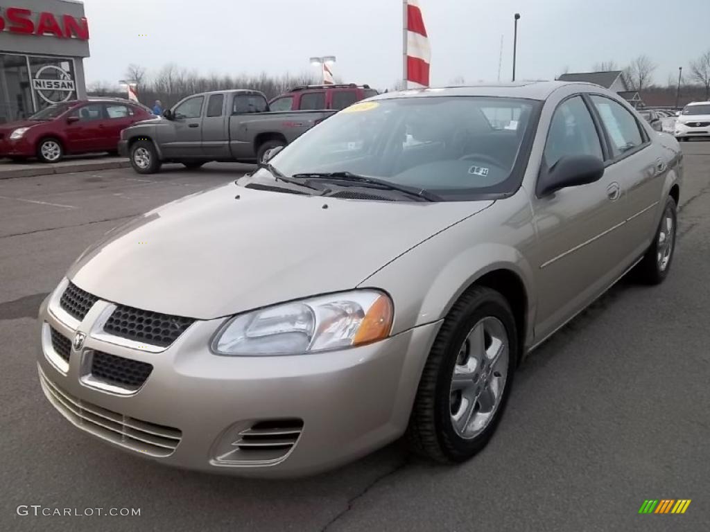 Light Almond Pearl Metallic 2004 Dodge Stratus SXT Sedan Exterior Photo #45563107