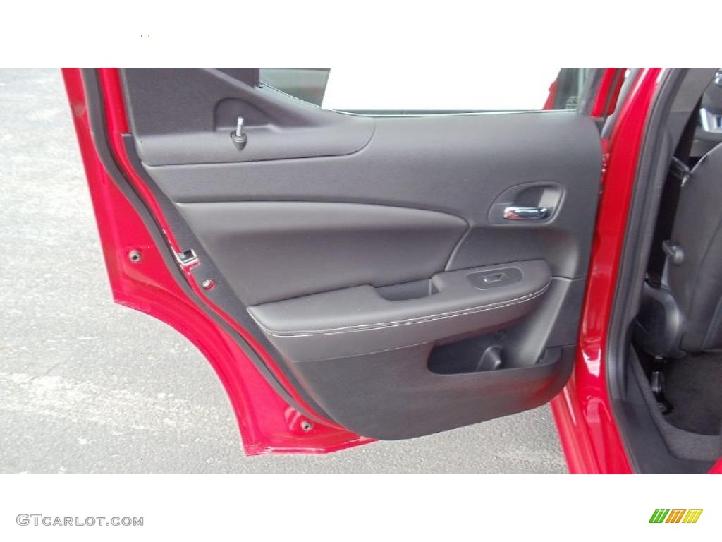 2011 Dodge Avenger Lux Black Door Panel Photo #45563312