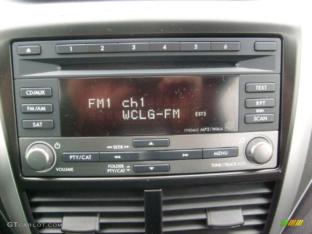 2011 Subaru Forester 2.5 X Controls Photo #45566095
