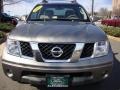 2005 Granite Metallic Nissan Frontier LE Crew Cab  photo #9